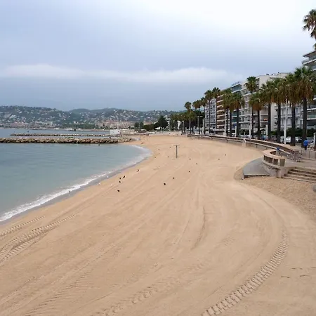 Hello Cote D'azur - Spacieux 3 Pieces A 5 Min Des Plages A Pieds アパート アンティーブ