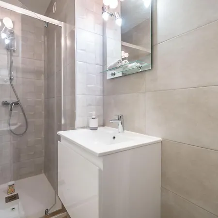 Apartamento Hello Cote D'azur - Spacieux 3 Pieces A 5 Min Des Plages A Pieds *