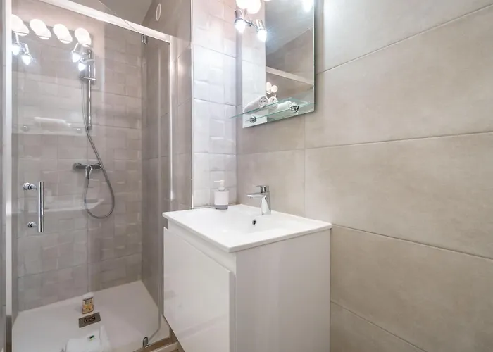 Lejlighed Hello Cote D'azur - Spacieux 3 Pieces A 5 Min Des Plages A Pieds *